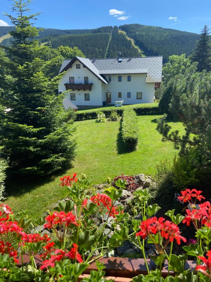 Pension George Špindlerŭv Mlýn Dış mekan fotoğraf